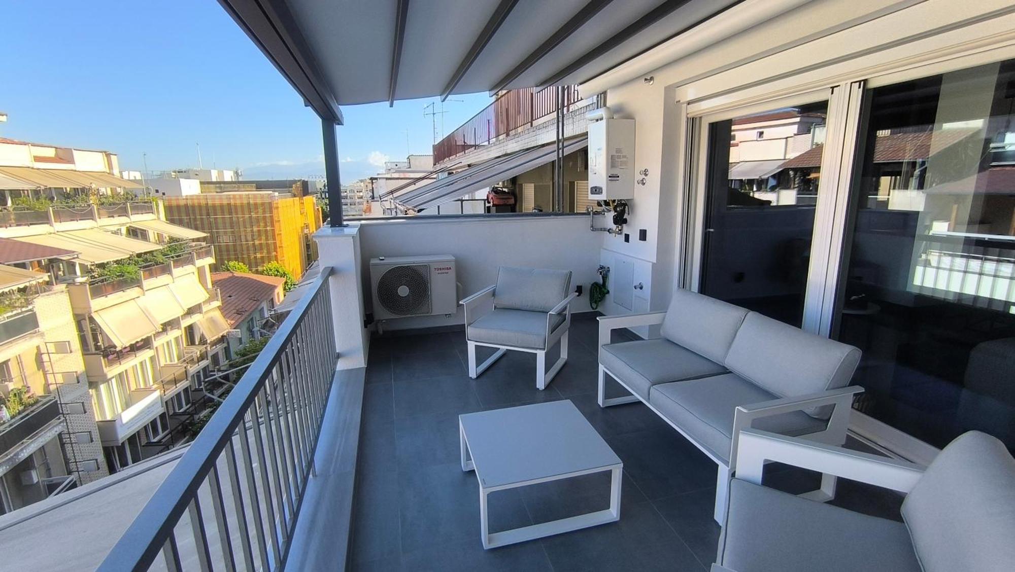 Larisa Absolute Suites, Sky View Smart Home Exterior photo